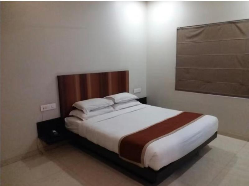 Hotel Rasika Renaissance image