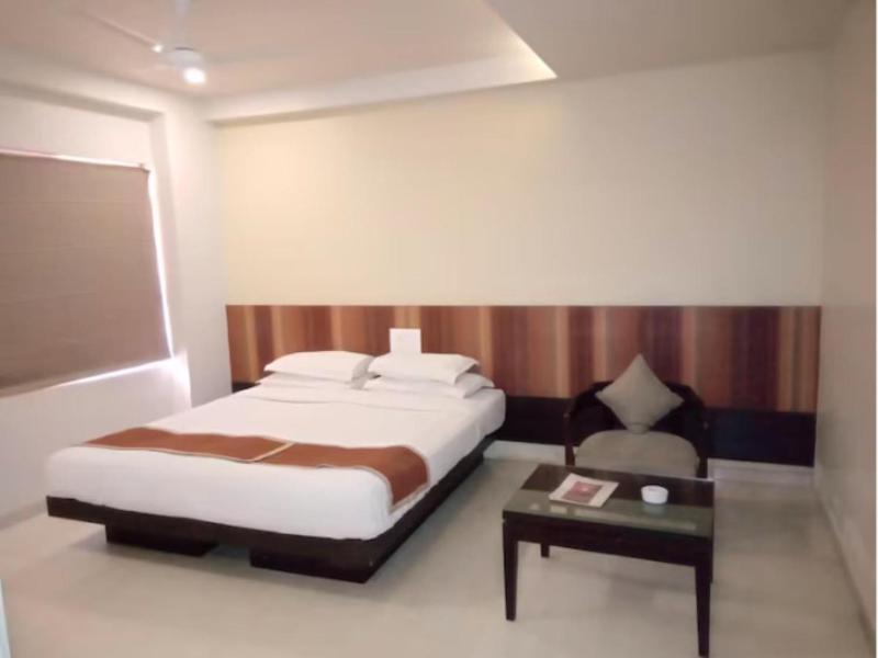 Hotel Rasika Renaissance image