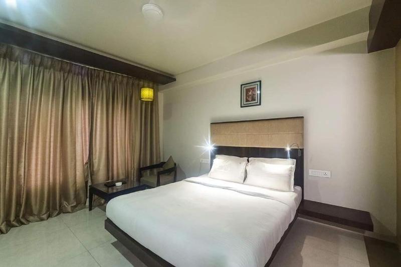 Hotel Rasika Renaissance image