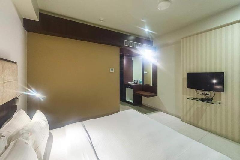 Hotel Rasika Renaissance image