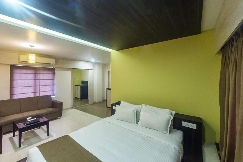 Hotel Rasika Renaissance image
