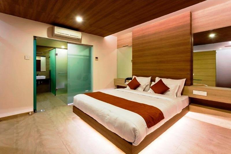 Hotel Rasika Renaissance image