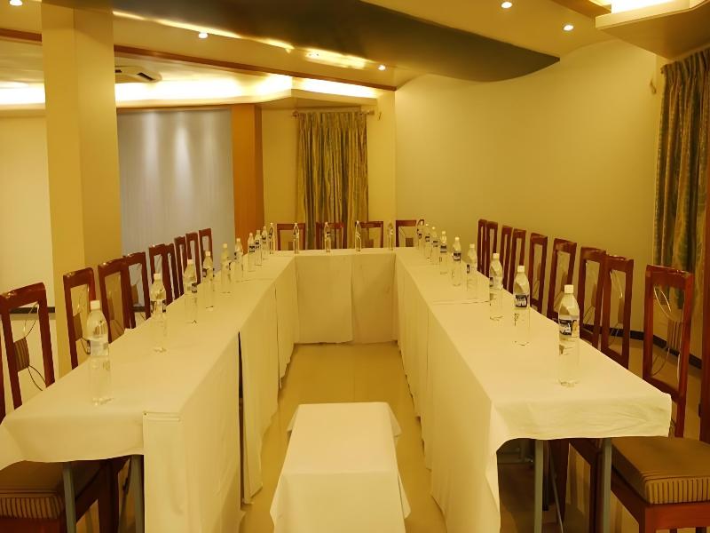 Hotel Kohinoor Square image