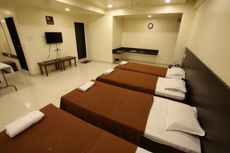 Hotel Kohinoor Square image