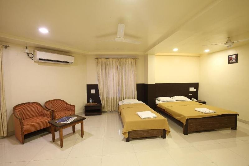Hotel Kohinoor Square image
