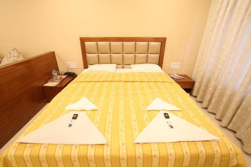 Hotel Kohinoor Square image