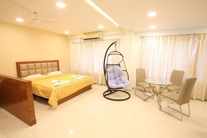 Hotel Kohinoor Square image