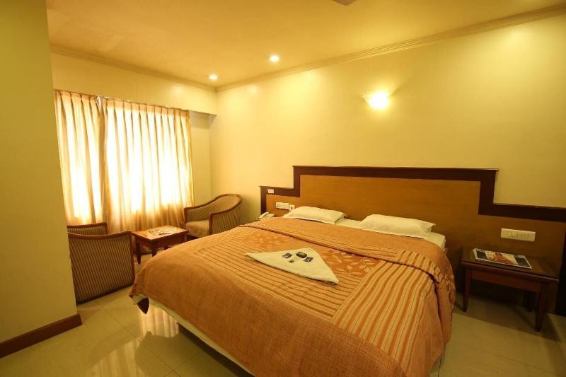 Hotel Kohinoor Square image
