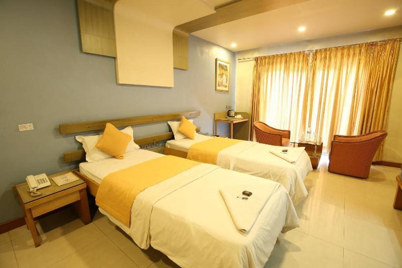 Hotel Kohinoor Square image