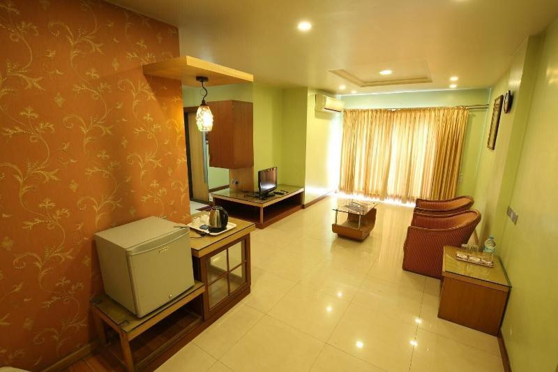 Hotel Kohinoor Square image