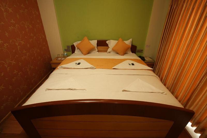 Hotel Kohinoor Square image