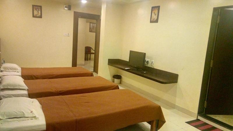 Hotel Kohinoor Square image