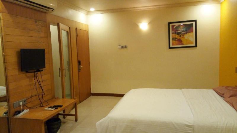 Hotel Kohinoor Square image