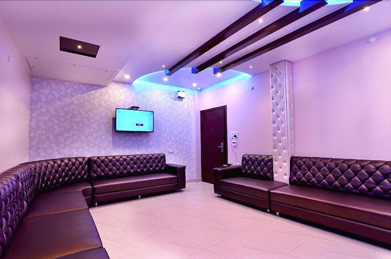 Hotel Kama International image