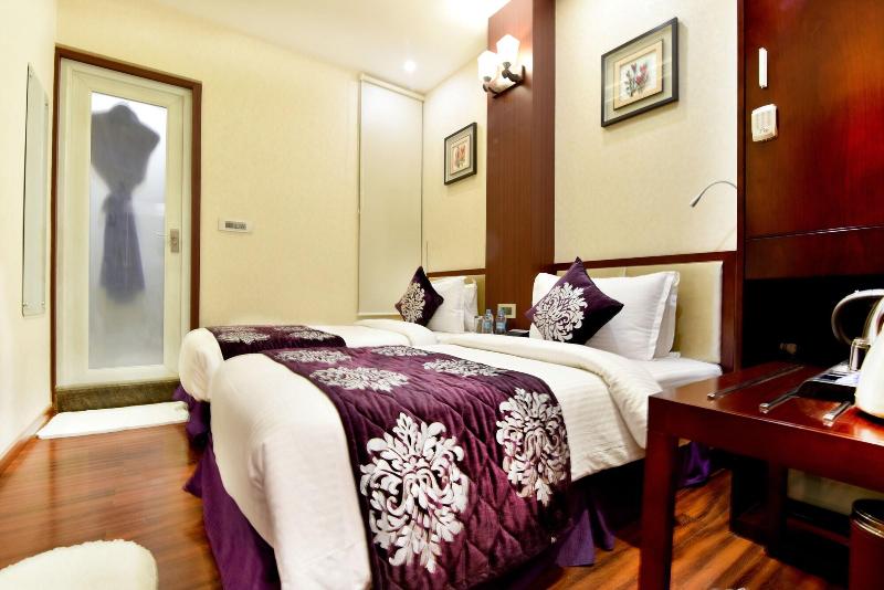 Hotel Kama International image