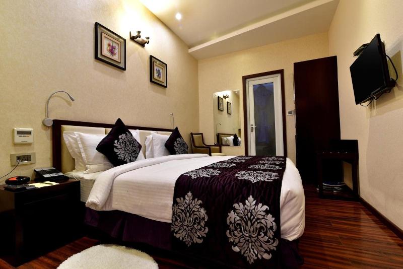 Hotel Kama International image