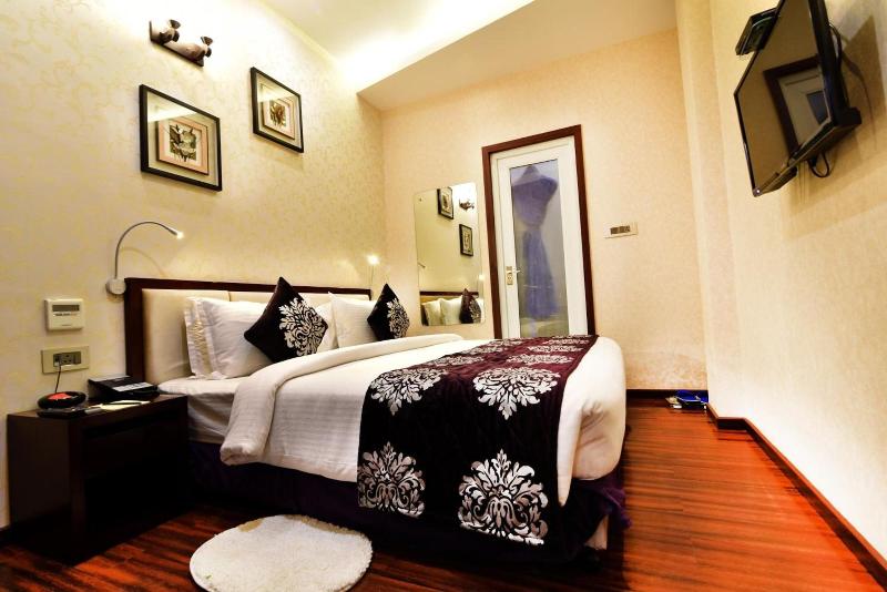 Hotel Kama International image