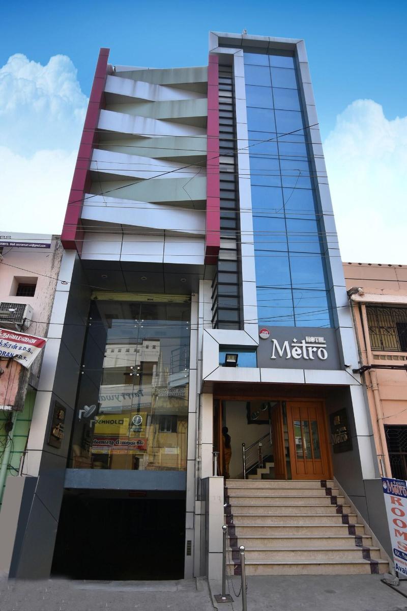 Hotel Metro — general view