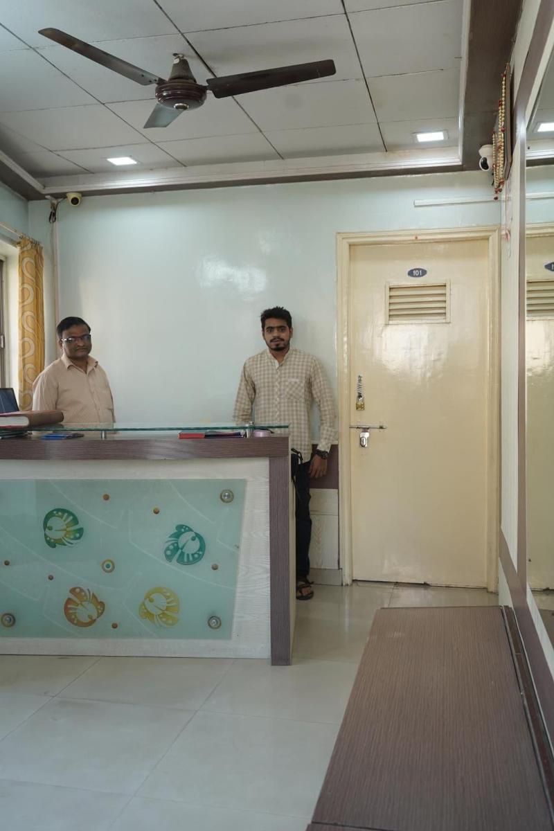 Hotel Aashish Deluxe Kolhapur