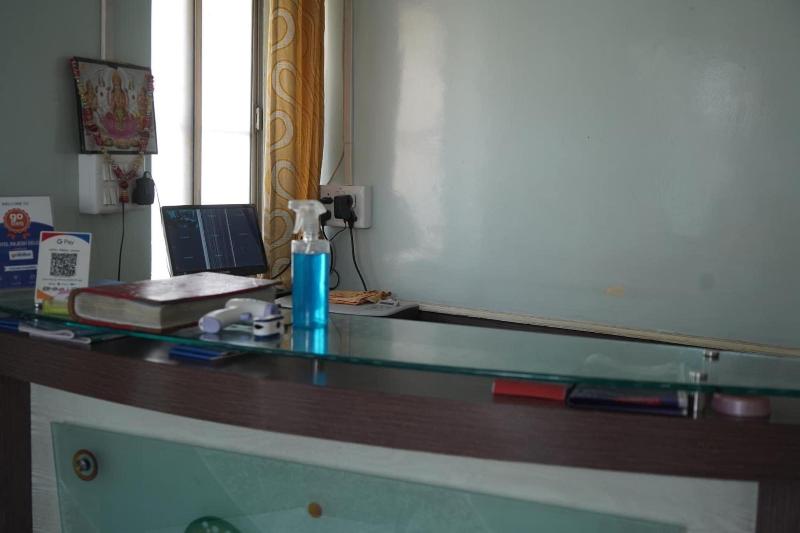 Hotel Aashish Deluxe Kolhapur