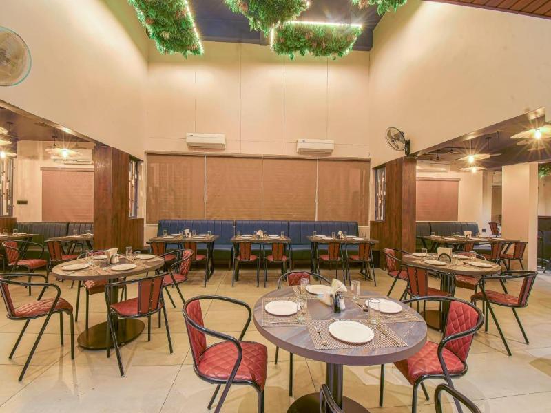 Hotel Aashish Deluxe Kolhapur