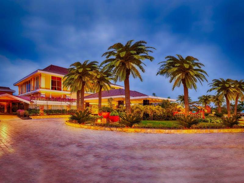 Mayfair Lake Resort Raipur image