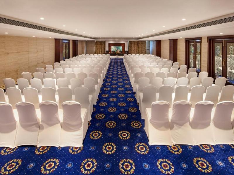 Mayfair Lake Resort Raipur image