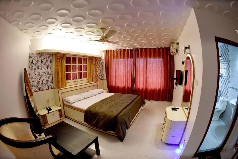 Sharada International Hotel image