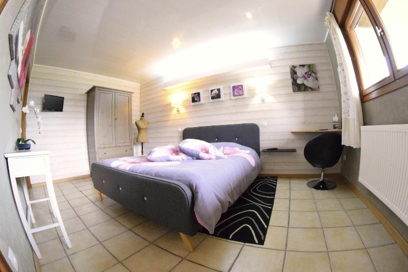 Le Clos Du Clocher image