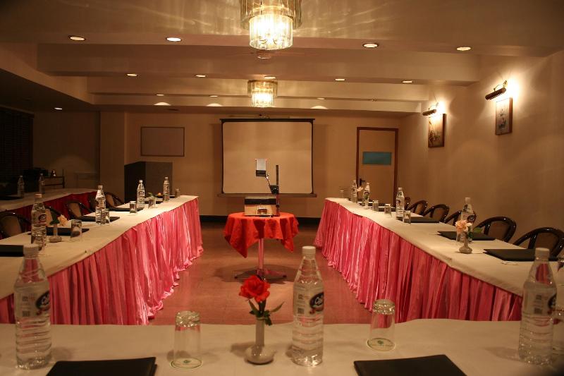 Apple Valley Resort image