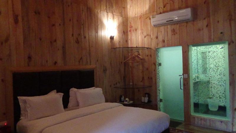 Apple Valley Resort image