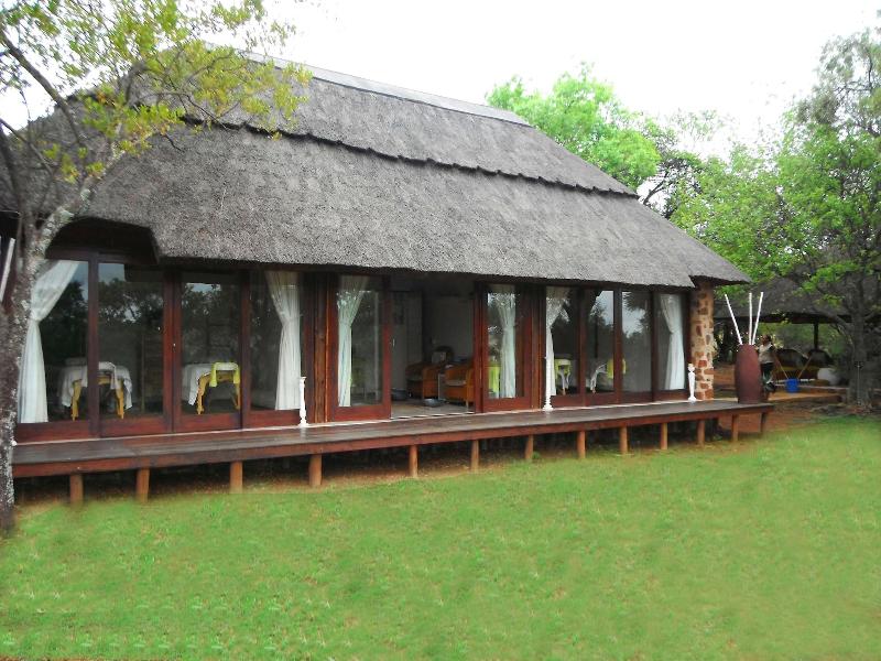 Mangwa Valley Game Lodge & Spa image
