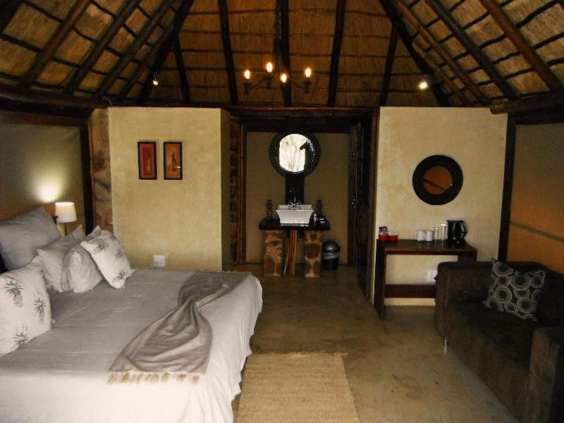 Mangwa Valley Game Lodge & Spa image