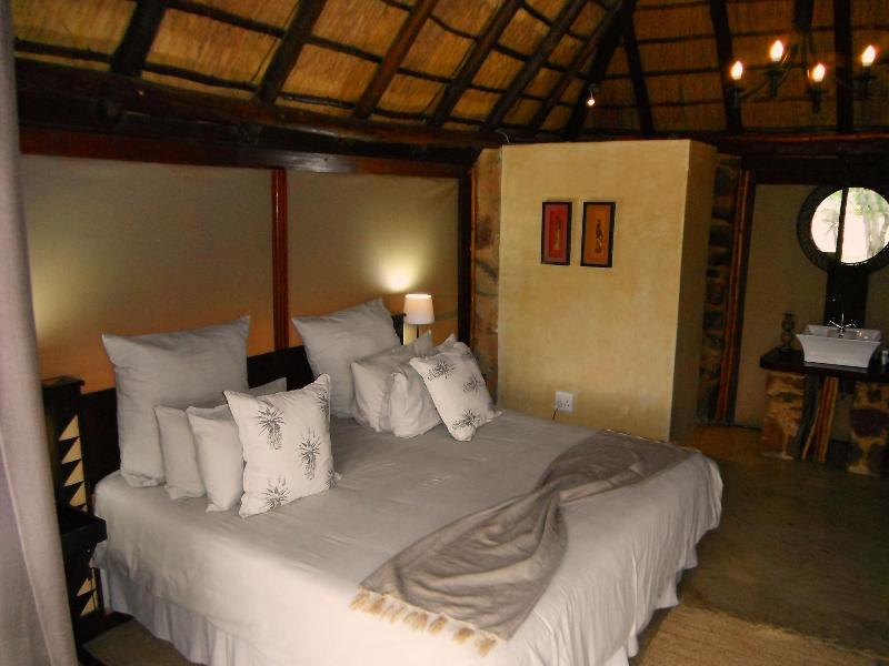 Mangwa Valley Game Lodge & Spa image