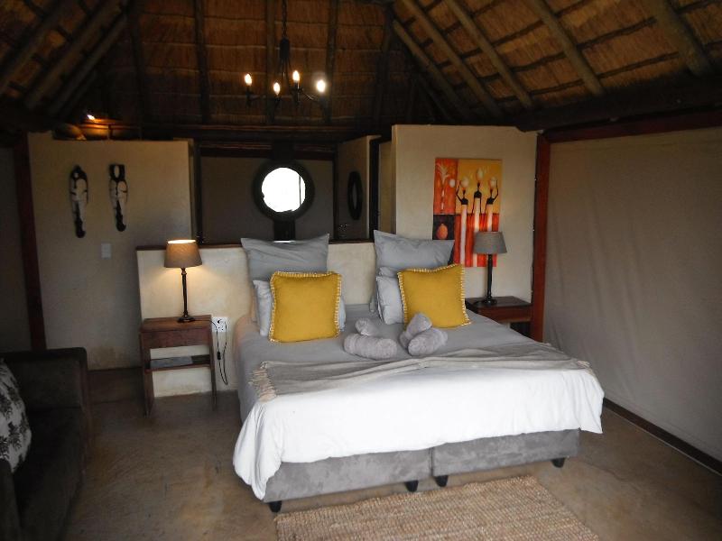 Mangwa Valley Game Lodge & Spa image