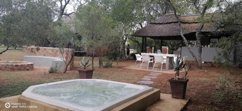 Mangwa Valley Game Lodge & Spa image