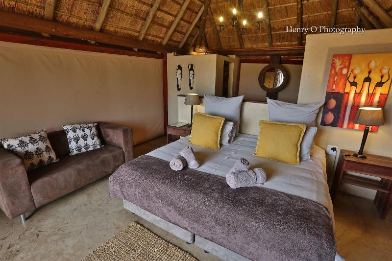 Mangwa Valley Game Lodge & Spa image
