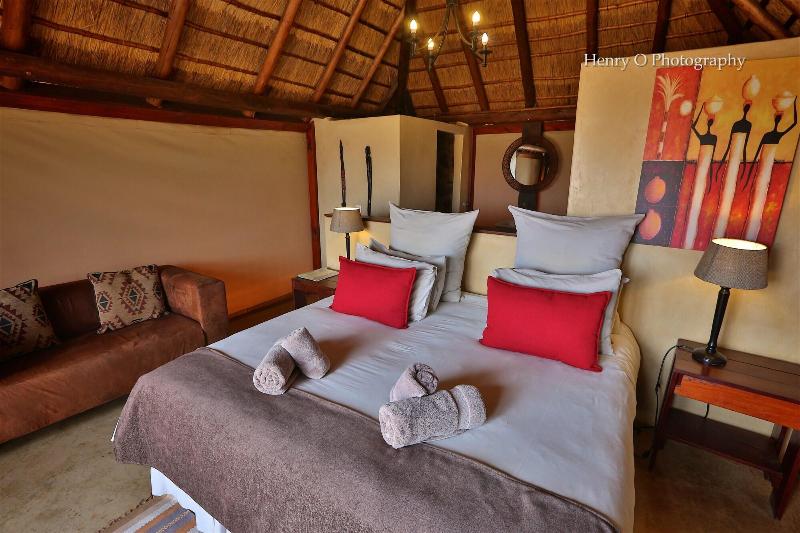 Mangwa Valley Game Lodge & Spa image