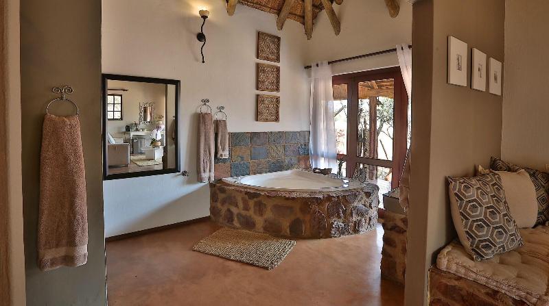 Mangwa Valley Game Lodge & Spa image