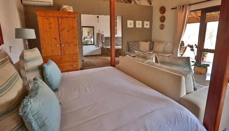 Mangwa Valley Game Lodge & Spa image
