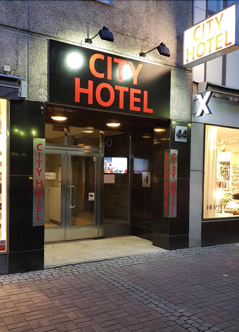 City Hotel image