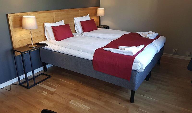 City Hotel image