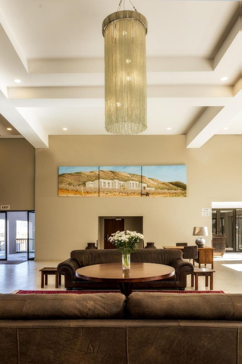 Springbok Inn By Country Hotels image