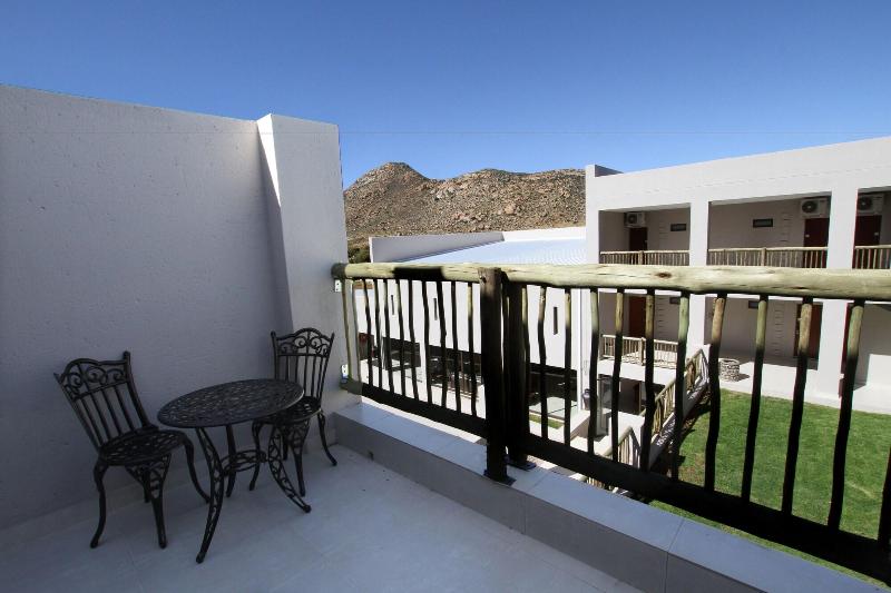 Springbok Inn By Country Hotels image 7