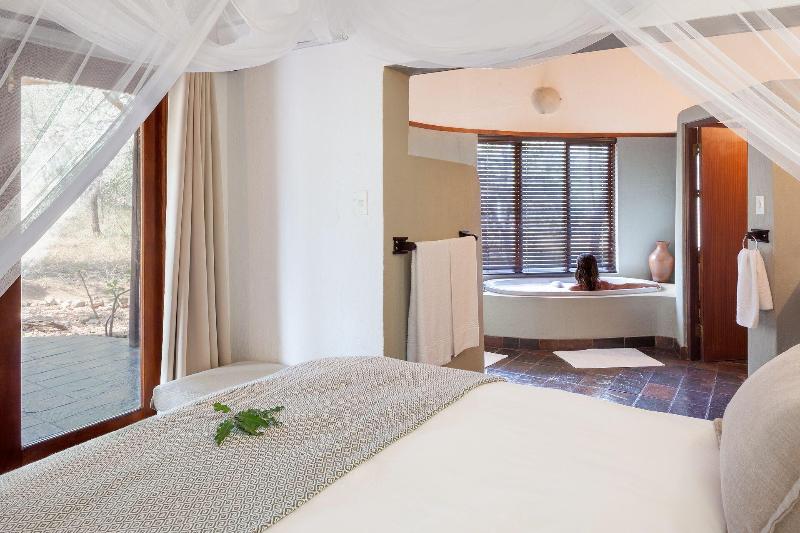 Serondella Game Lodge image