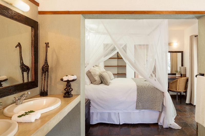 Serondella Game Lodge image