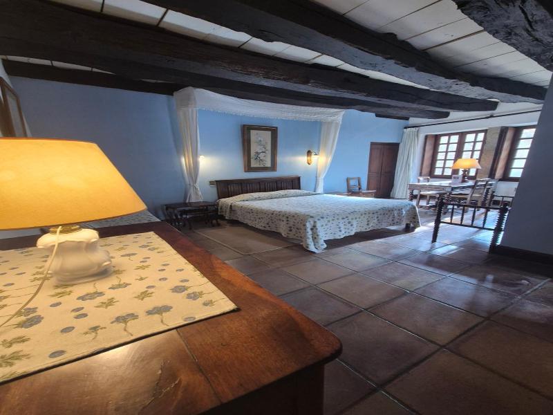 Hostellerie de Pérouges image