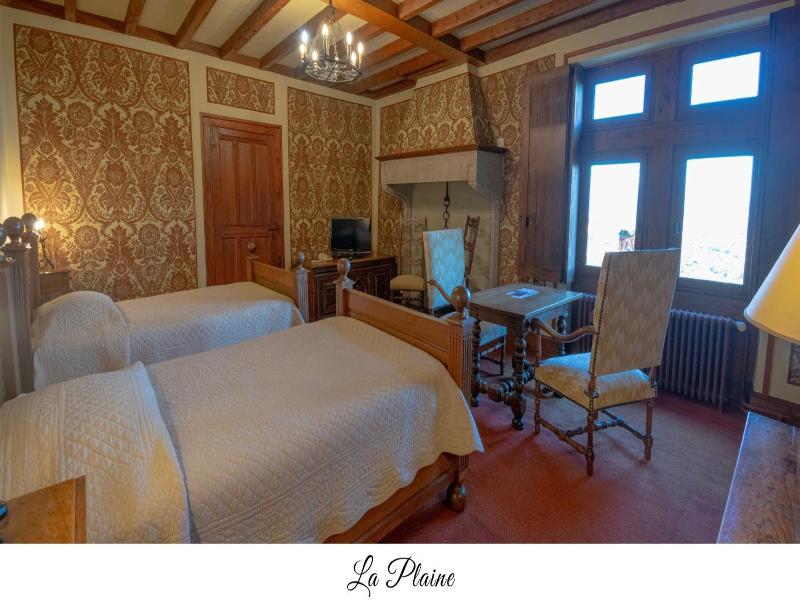 Hostellerie de Pérouges image