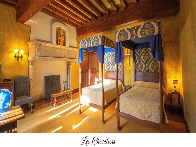 Hostellerie de Pérouges image