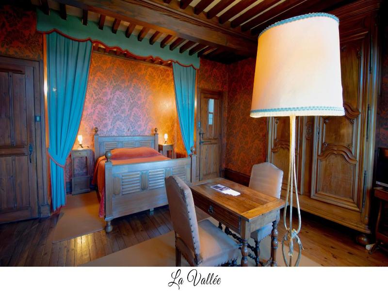 Hostellerie de Pérouges image